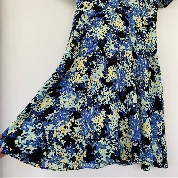 Talbots fit and flare midi dress with v-neckline and ruffle sleeves, petite - Picture 5 of 11